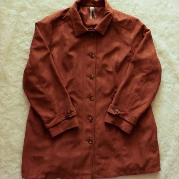 FAUX SUEDE PLUS SIZED JACKET NWT - Picture 3 of 6